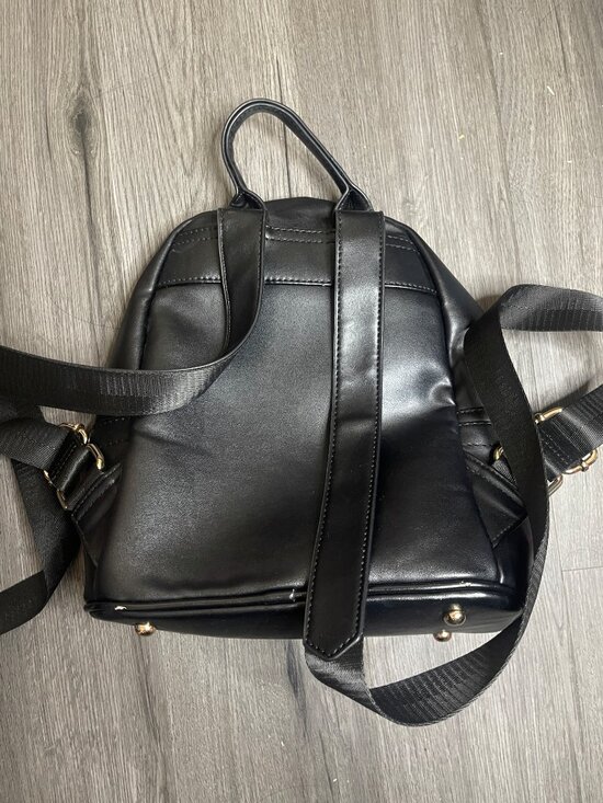 Guess Cessily Quilted Backpack OS Black Leather Gold Tone Hardware Llama Pins